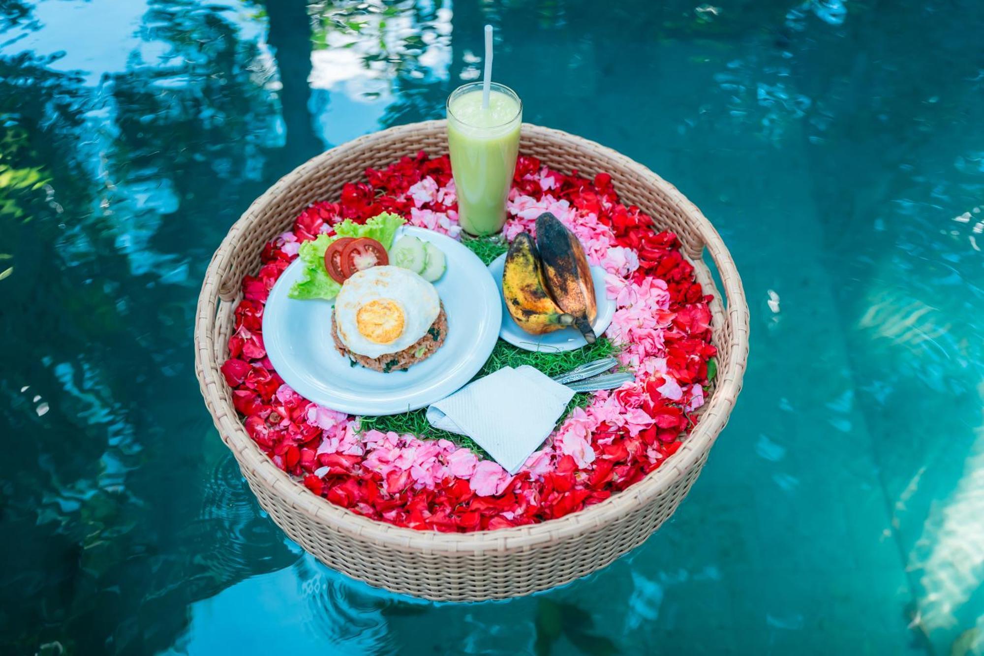 Ngesil Private Joglo & Pool Hotel Ubud Exterior foto