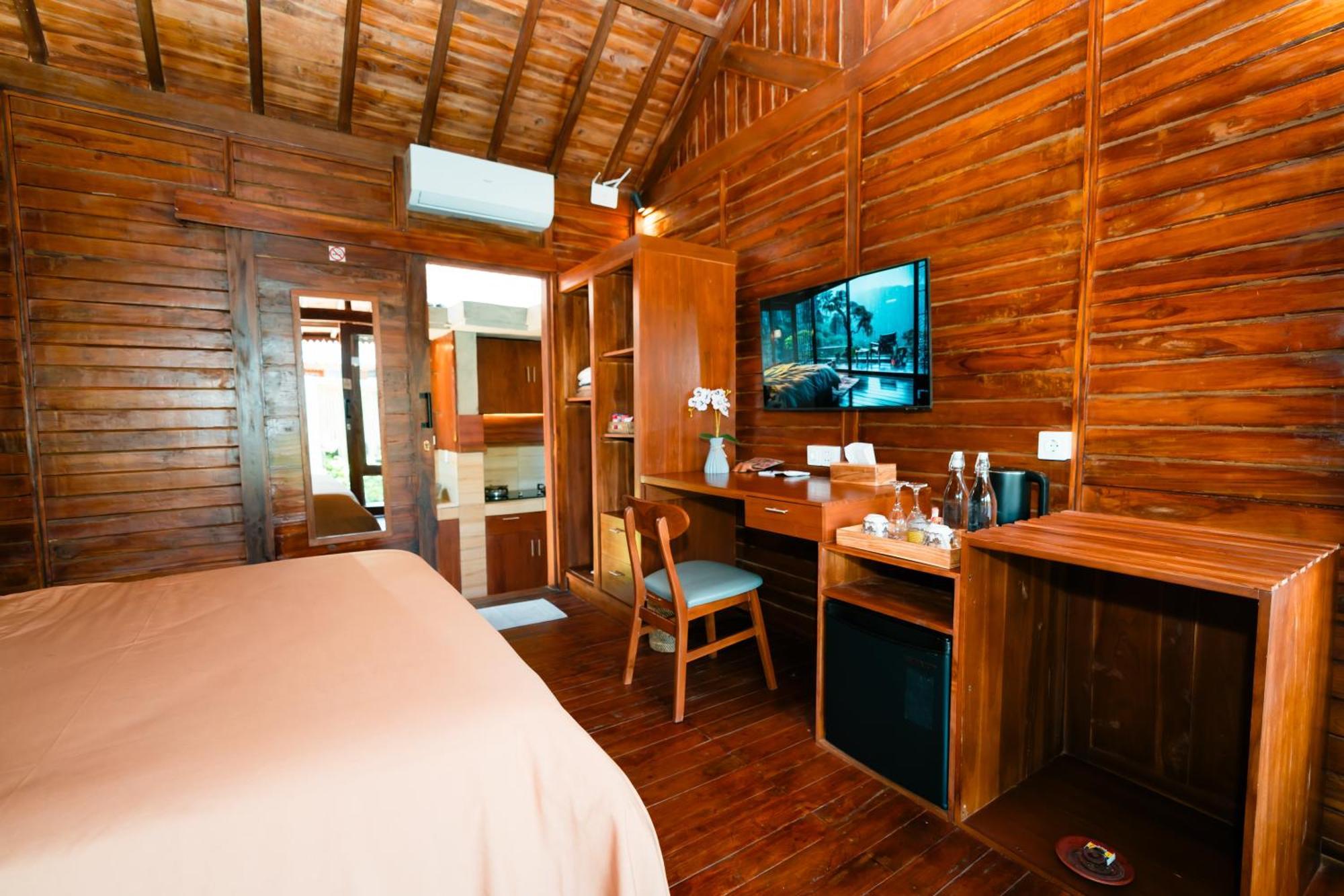 Ngesil Private Joglo & Pool Hotel Ubud Exterior foto