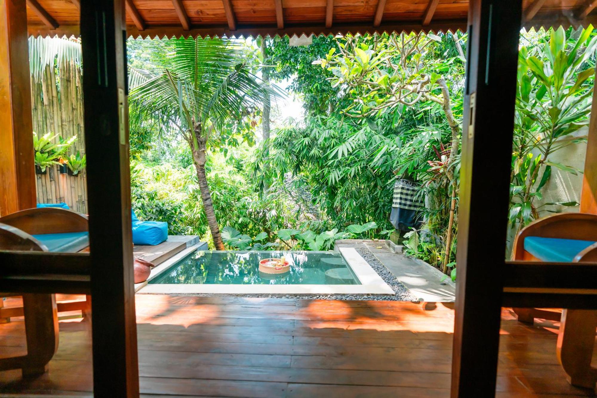 Ngesil Private Joglo & Pool Hotel Ubud Exterior foto